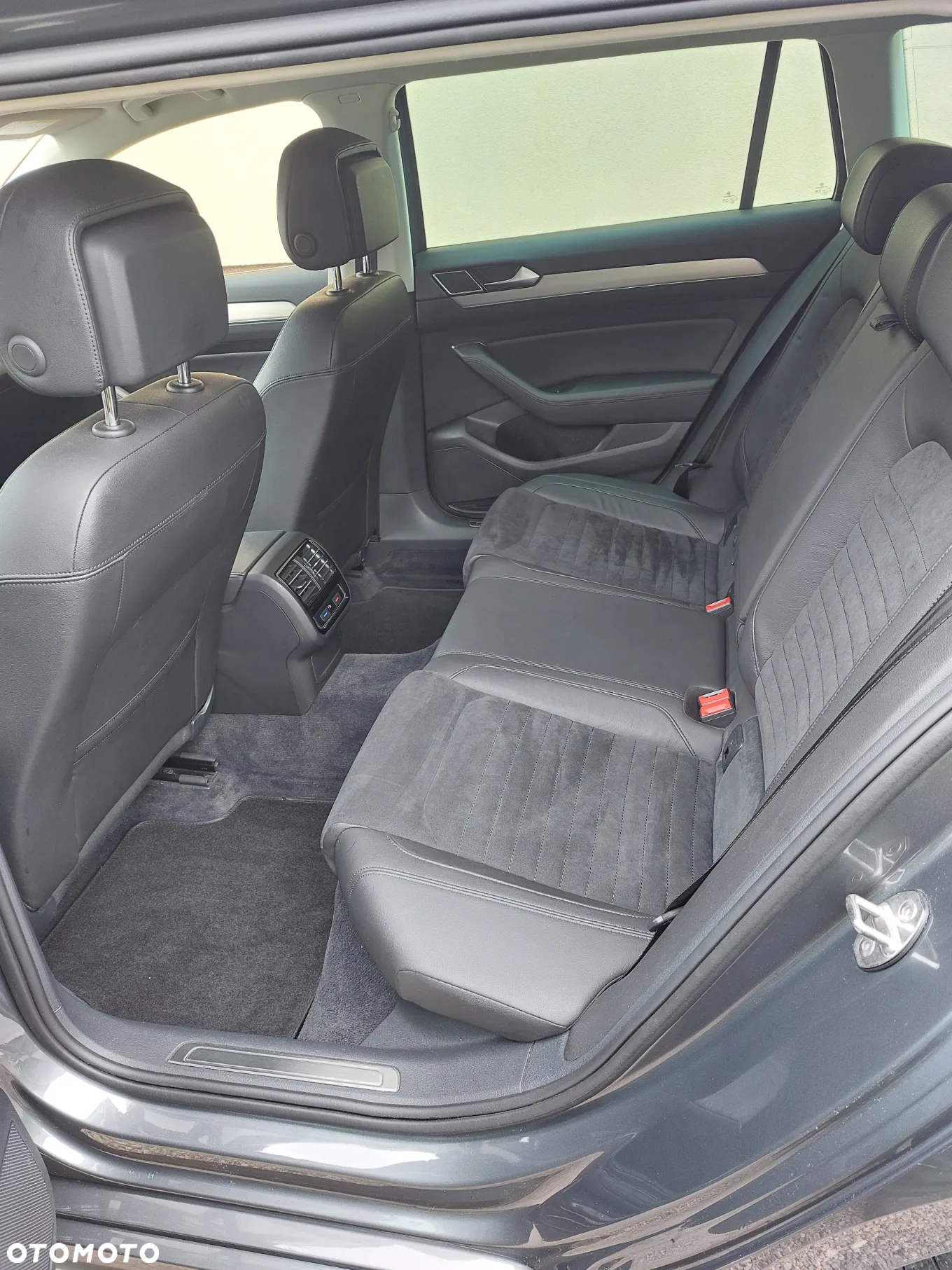 Volkswagen Passat 2.0 TDI BMT Highline DSG - 13