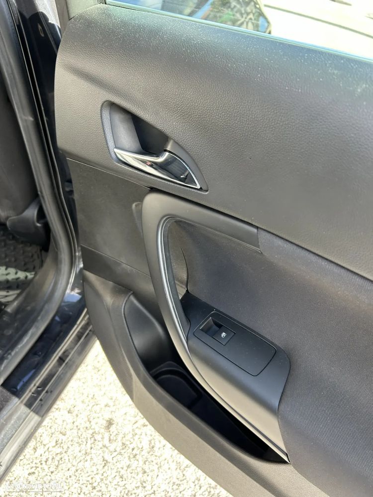 Opel Insignia Sports Tourer 2.0 CDTi Selection S/S - 13