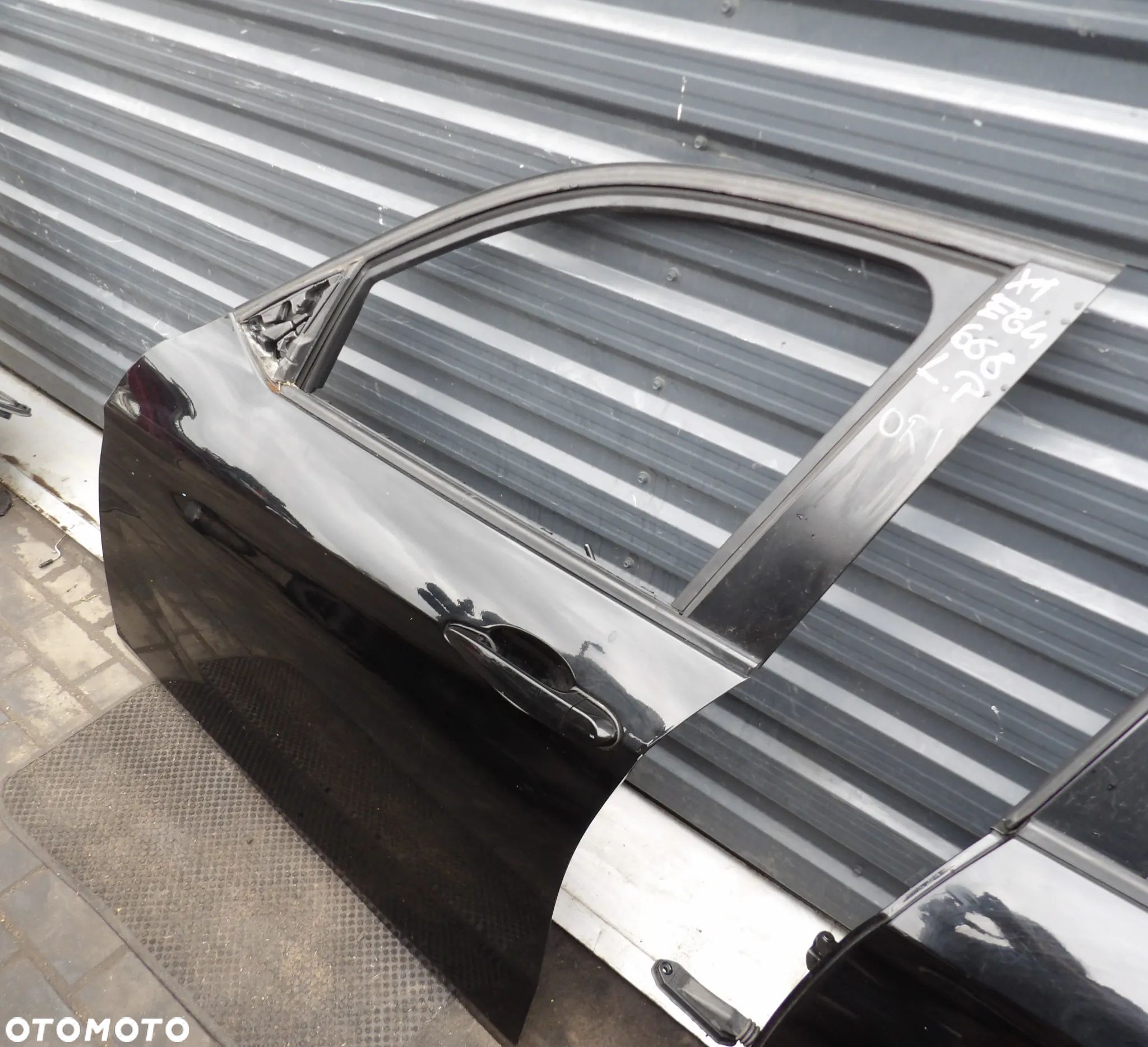 BMW - E84,X1 - KOLOR 668 - DRZWI LEWY PRZÓD - ORYGINAŁ - 1