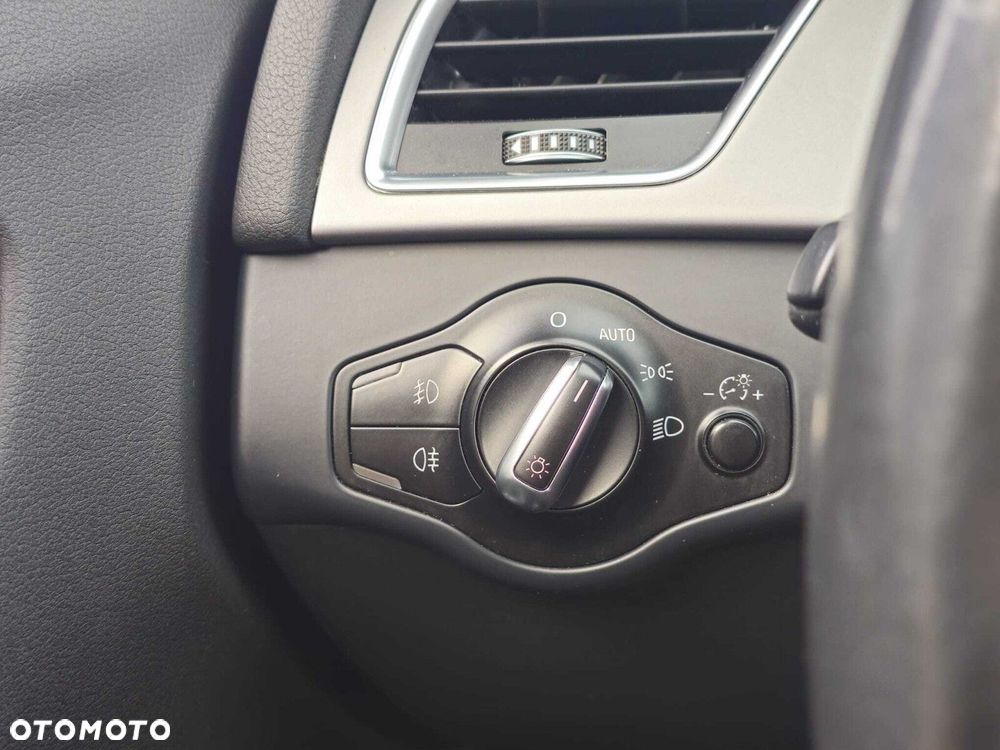 Audi A4 Avant 2.0 TDI Multitronic - 25