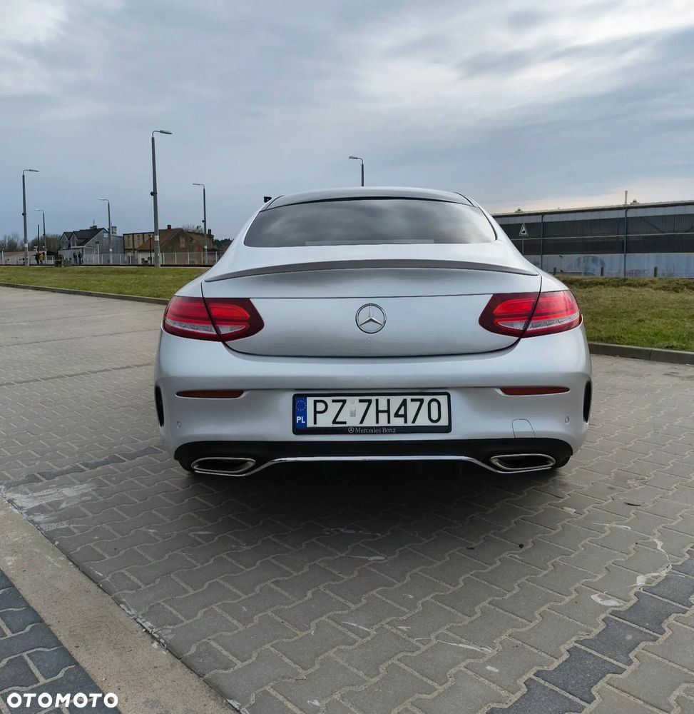 Mercedes-Benz Klasa C 300 7G-TRONIC - 19