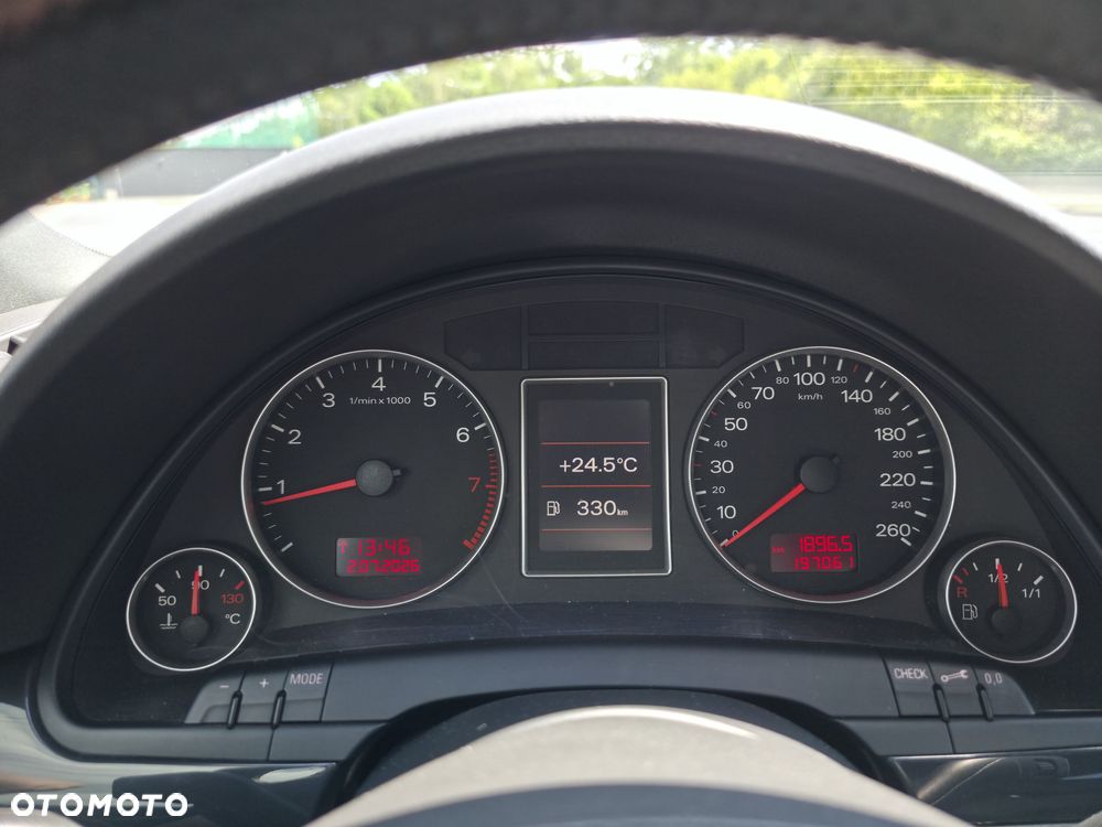 Audi A4 Limousine 1.8 T - 27