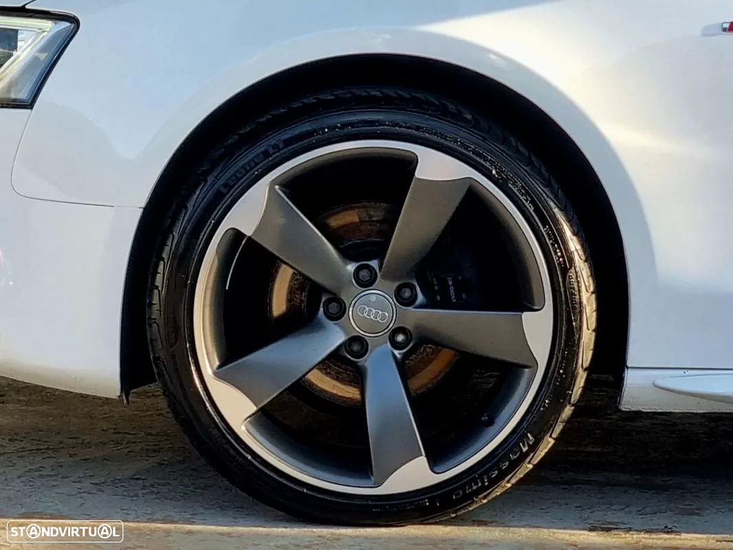 Audi A5 Cabrio 2.0 TDi S-line - 4