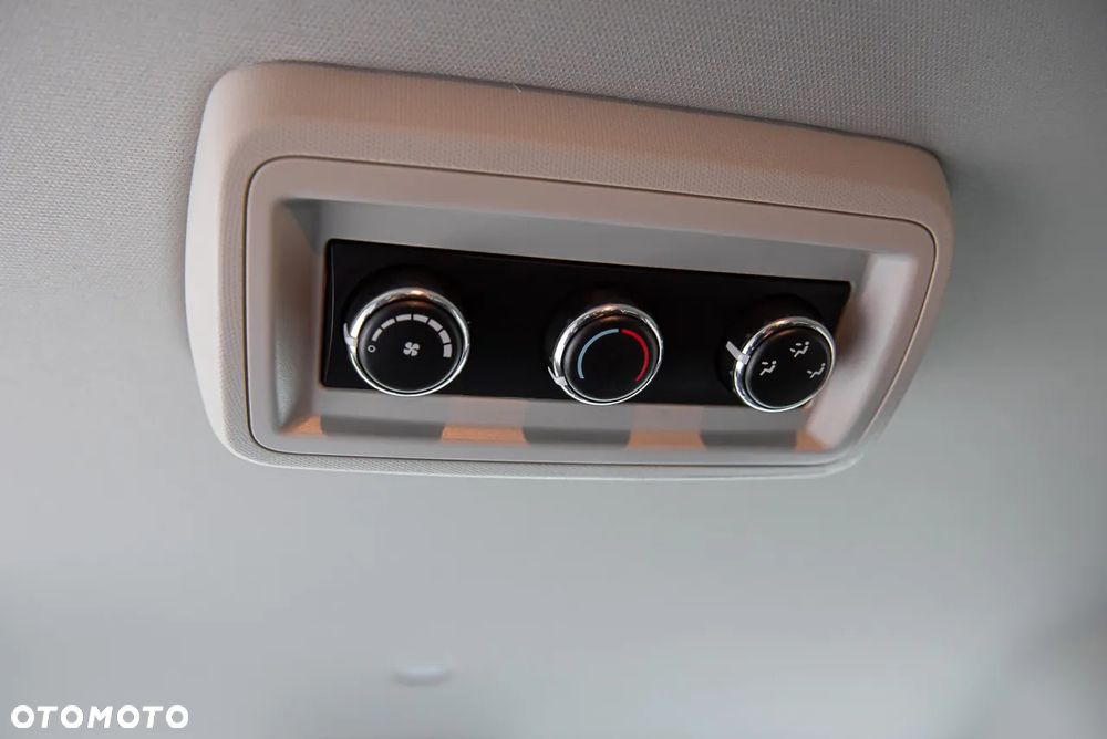 Dodge Grand Caravan 3.6 R/T - 29
