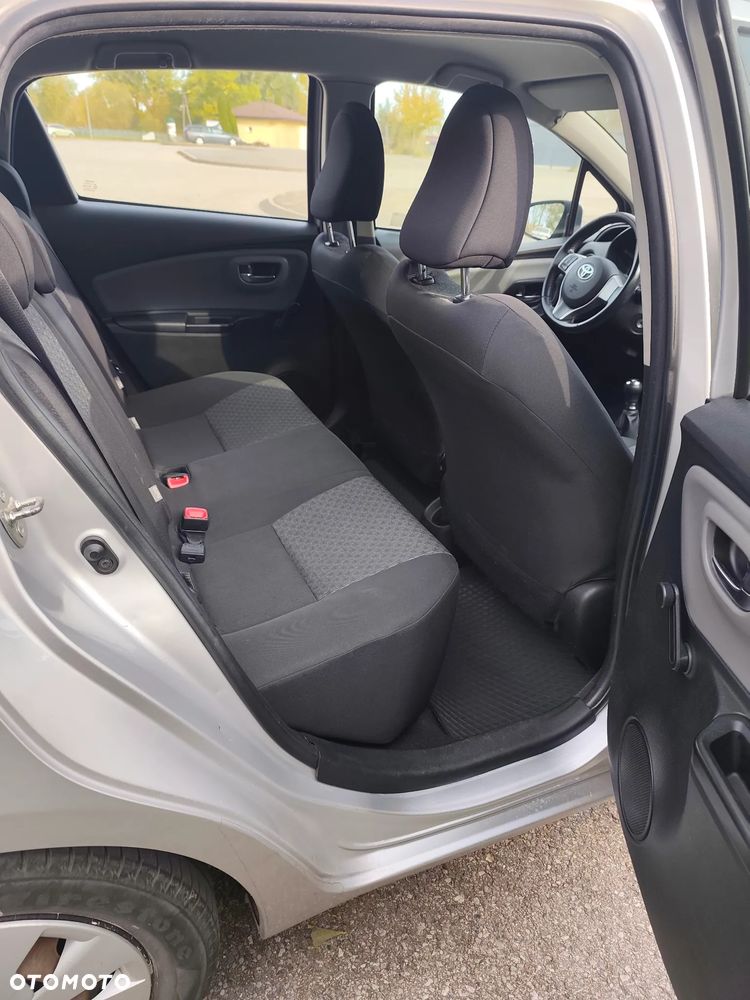Toyota Yaris - 7