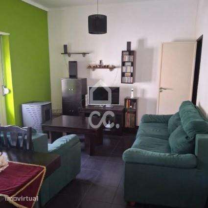 Andar Moradia T3 com Sótão, Logradouro Privado  | Torres Novas - Grande imagem: 3/36