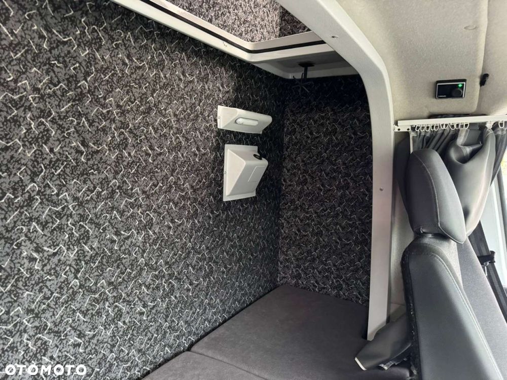 Renault Master Sypialka 2osobowa 3x podnoszona plandeka - 33