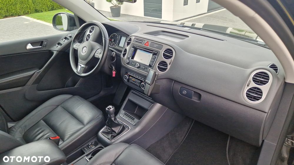 Volkswagen Tiguan 2.0 TDI 4Mot R-Style - 12