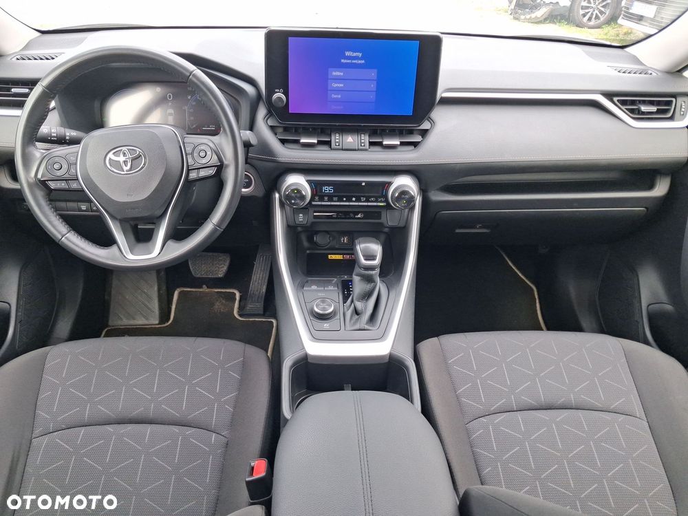 Toyota RAV4 - 11