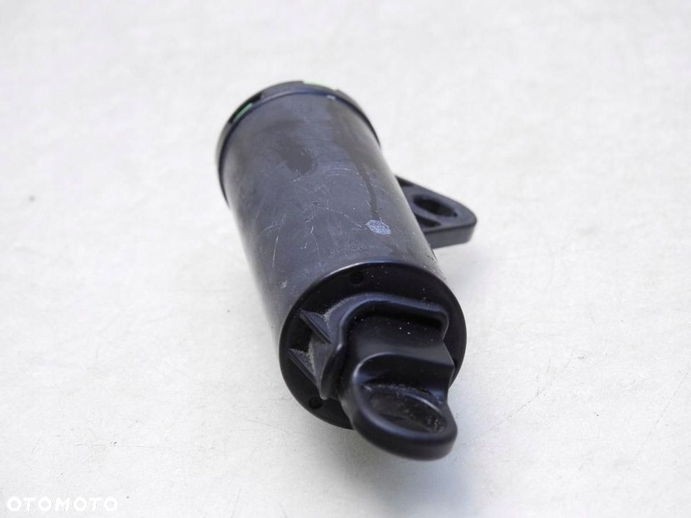 SIŁOWNIK SCHOWKA FORD FOCUS MK2 LIFT - 4