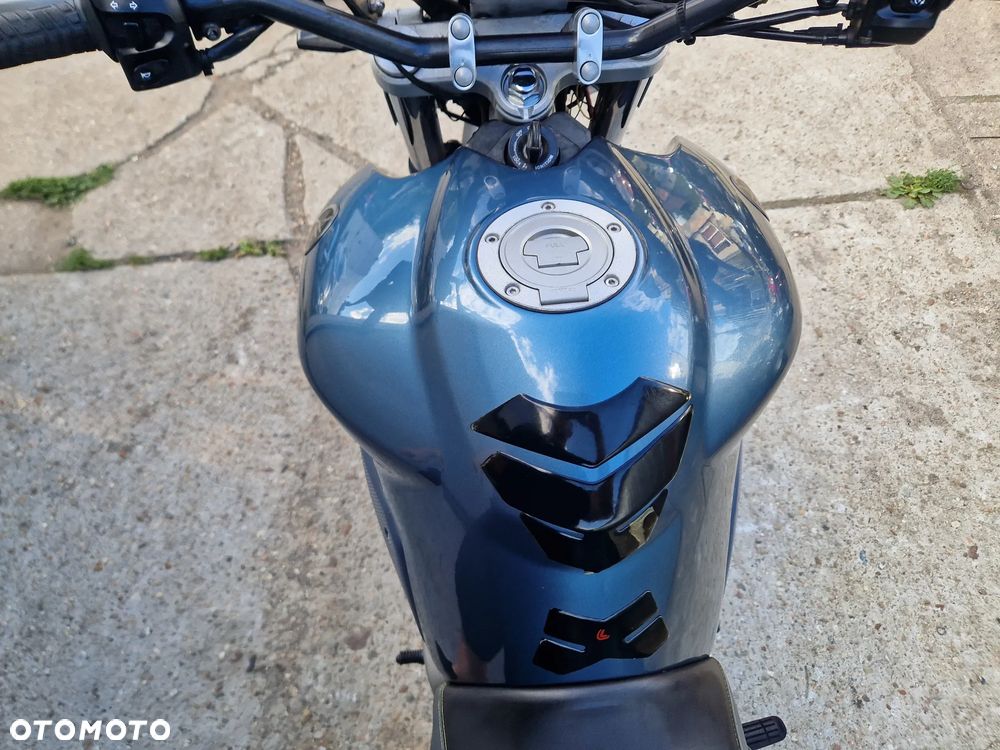 Yamaha MT - 26