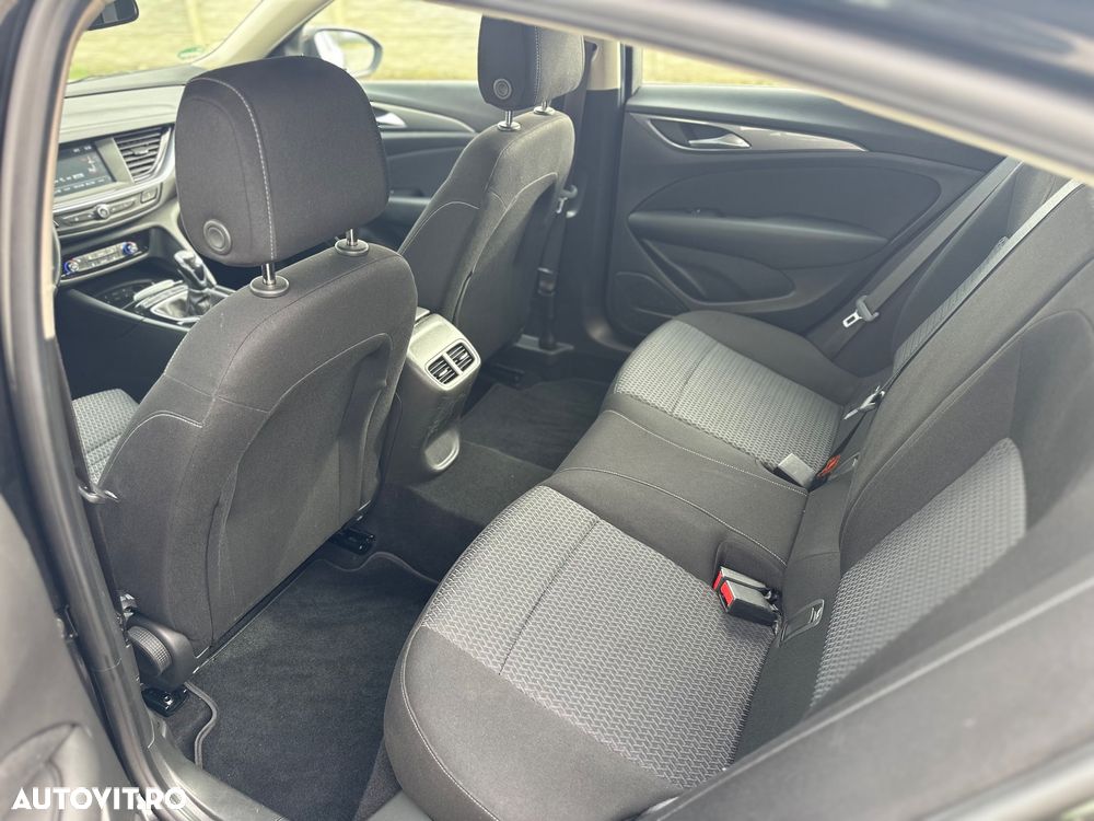 Opel Insignia 1.5 Edition - 10