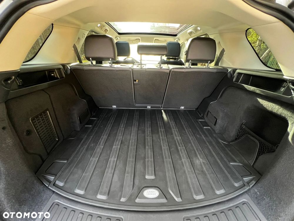 Land Rover Discovery Sport P250 HSE - 25