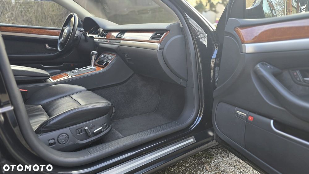 Audi A8 - 16