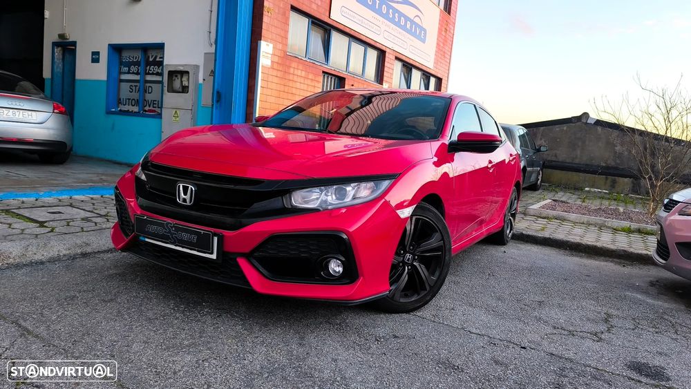 Honda Civic 1.0 i-VTEC Executive Premium - 10