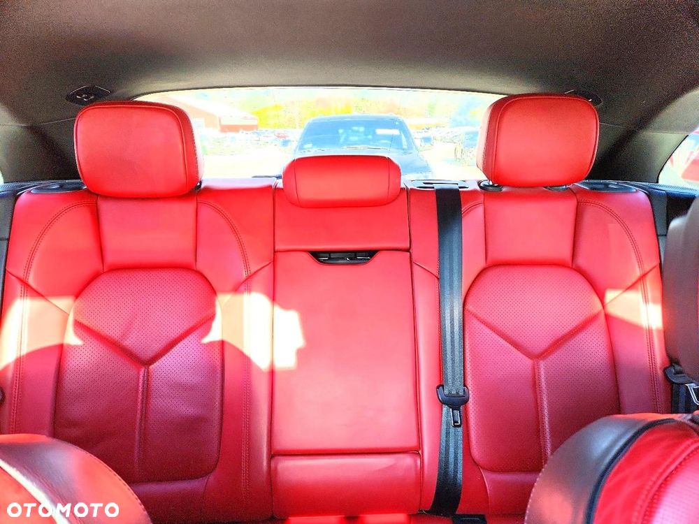 Porsche Macan Standard - 12