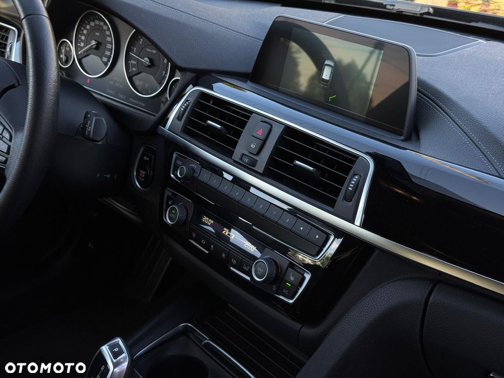 BMW Seria 3 320i GPF xDrive Sport Line Shadow - 27