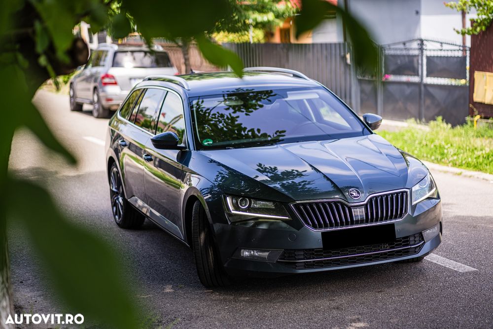 Skoda Superb 2.0 TDI DSG Style - 4