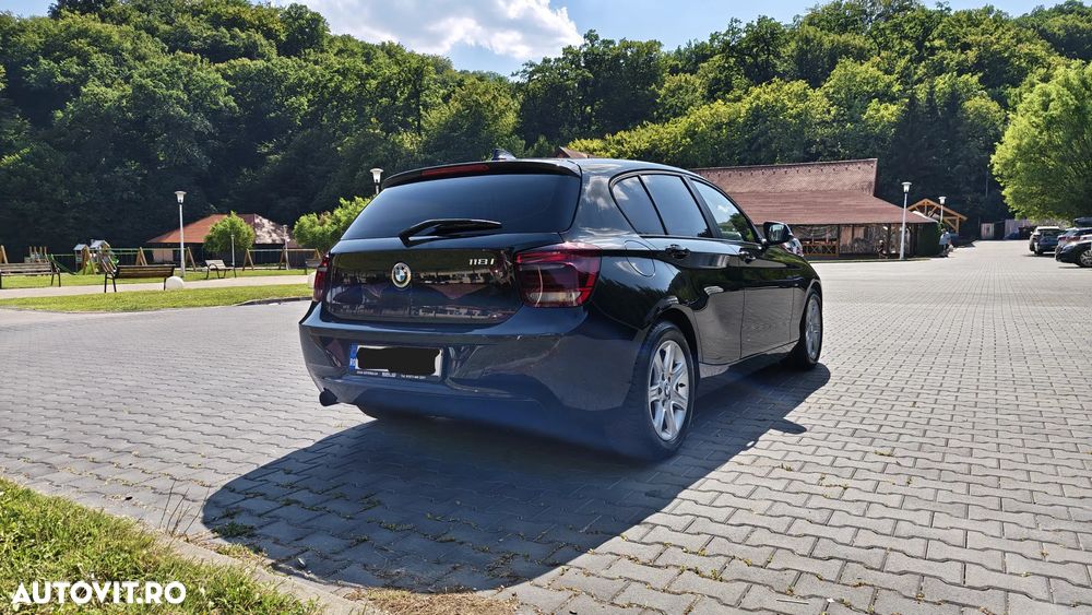 BMW Seria 1 118i - 4
