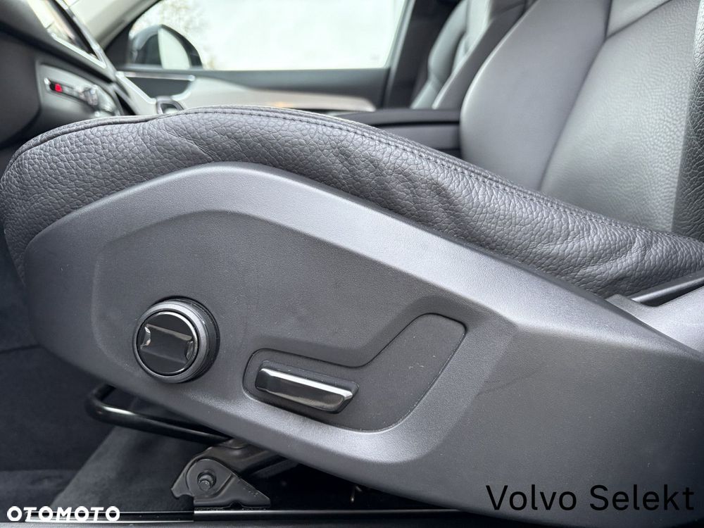 Volvo XC 90 - 10