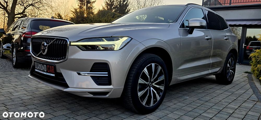 Volvo XC 60 B4 D Geartronic Momentum Pro - 3