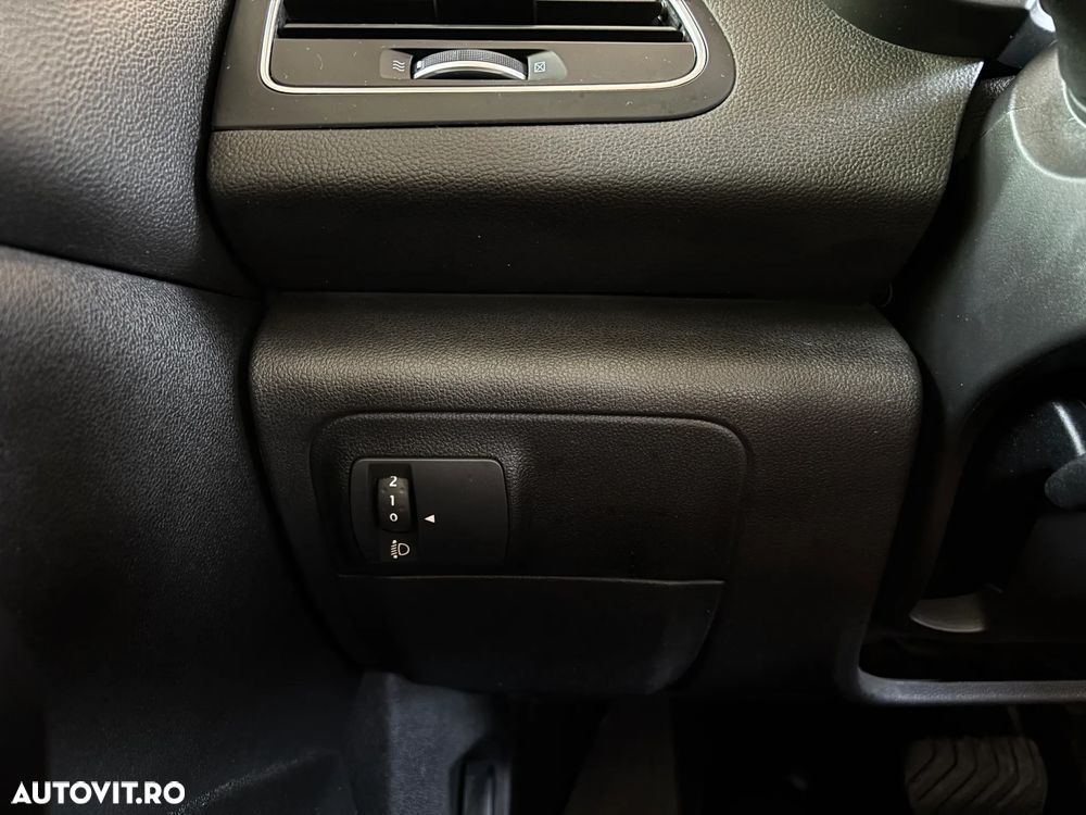 Renault Megane Energy dCi EDC Zen - 20
