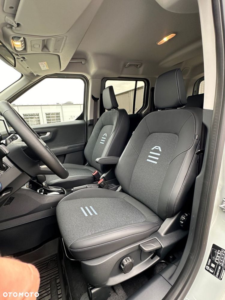 Ford Tourneo Courier - 21