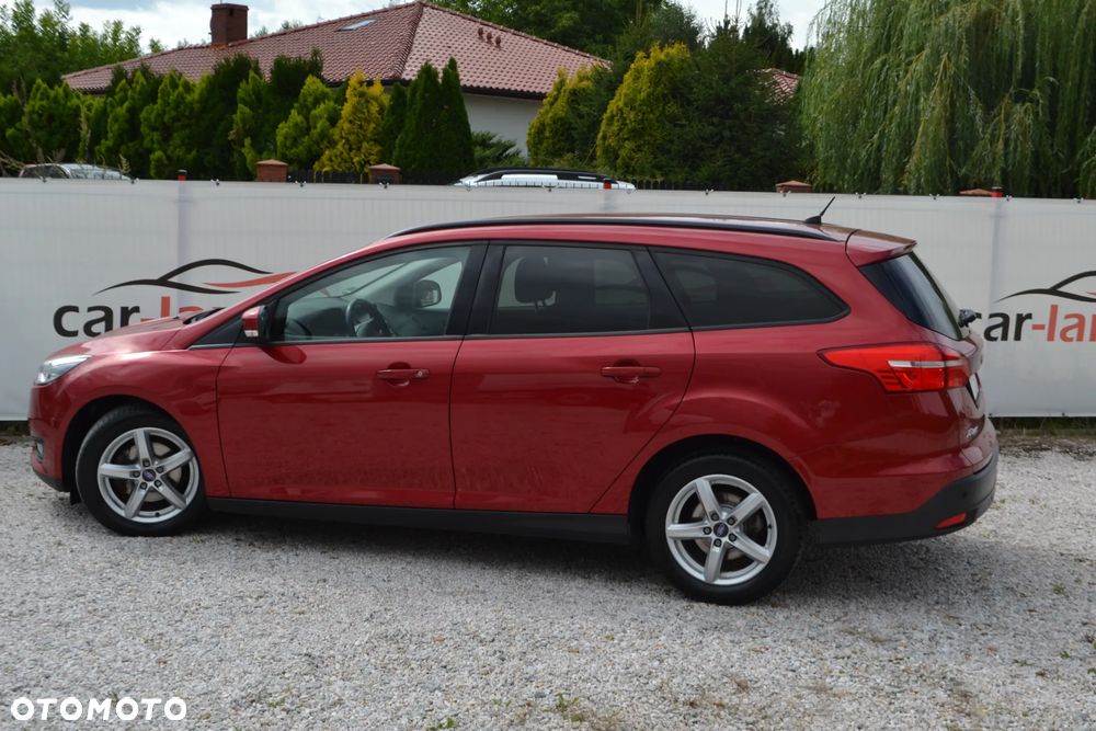 Ford Focus 1.6 TDCi DPF Titanium - 8