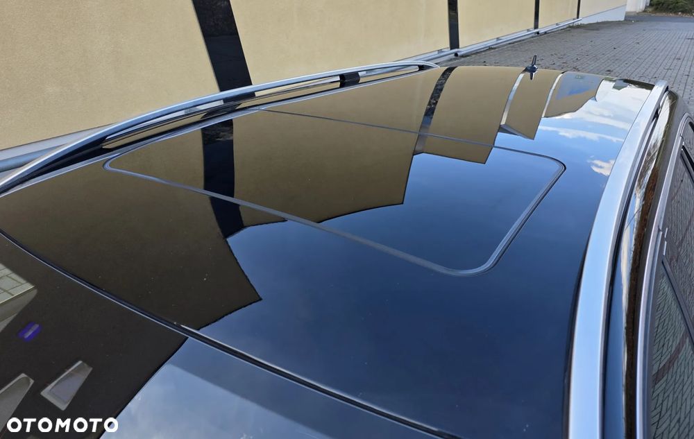 Mercedes-Benz Klasa E 350 CGI BlueEFFICIENCY 7G-TRONIC Avantgarde - 13