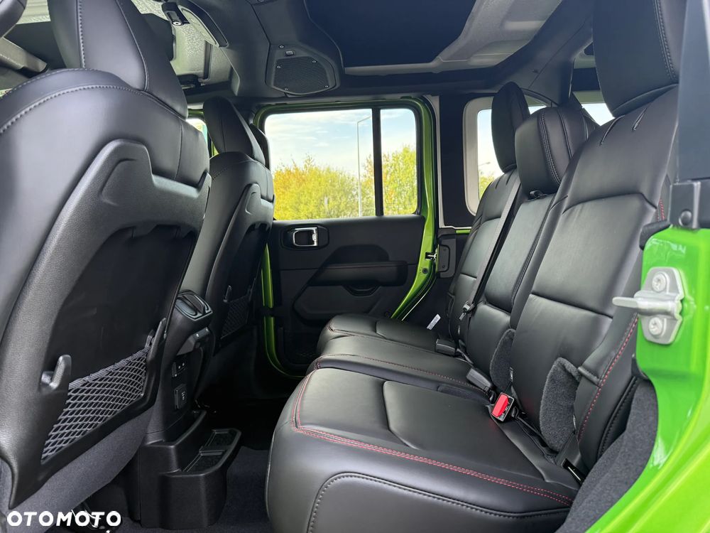 Jeep Wrangler Unlimited GME 2.0 Turbo Rubicon - 12