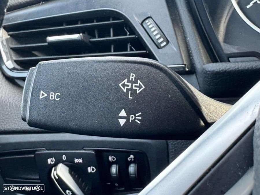 BMW 216 Active Tourer d Advantage - 24