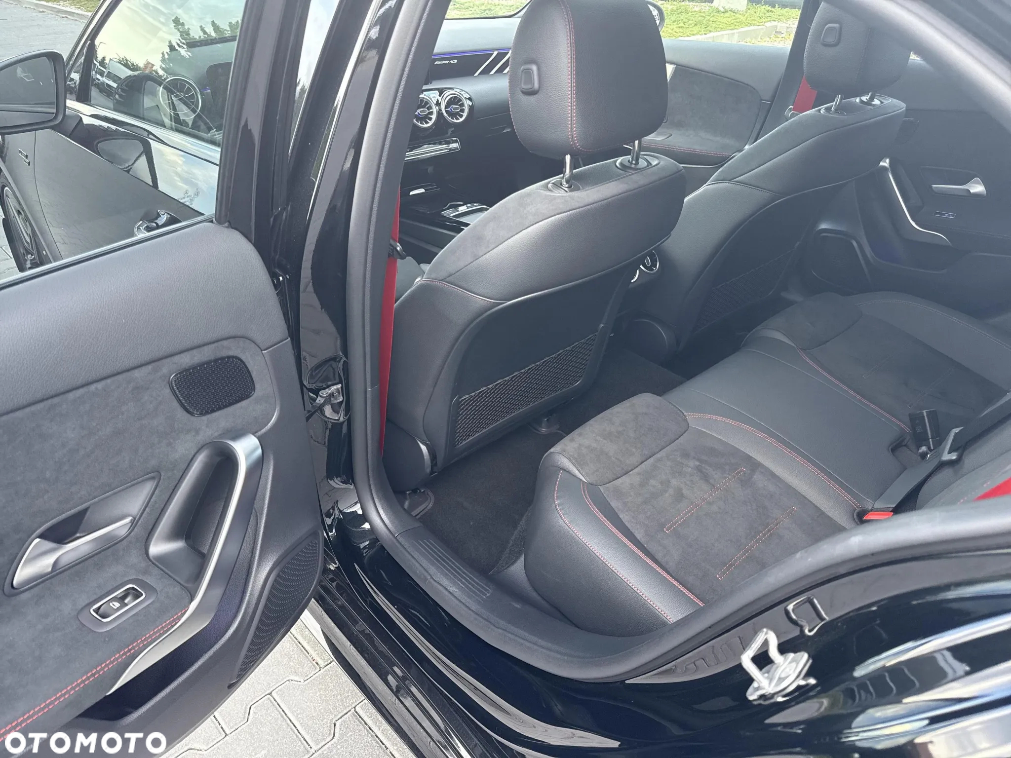 Mercedes-Benz Klasa A AMG 35 4Matic AMG Speedshift DCT 7G - 17