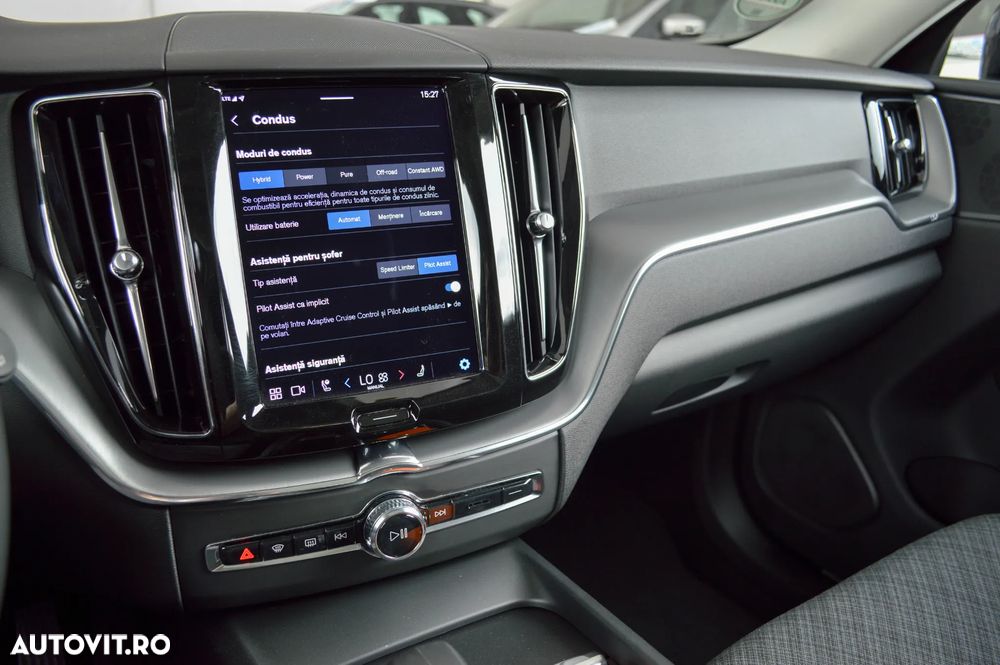 Volvo XC 60 T6 AWD Ultra Black Edition - 31