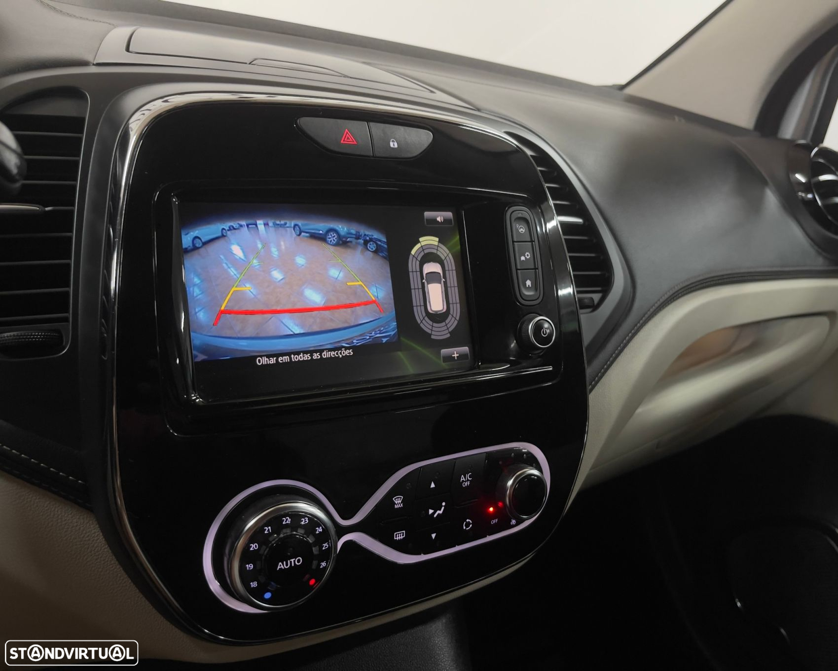 Renault Captur 1.3 TCe Initiale Paris - 15