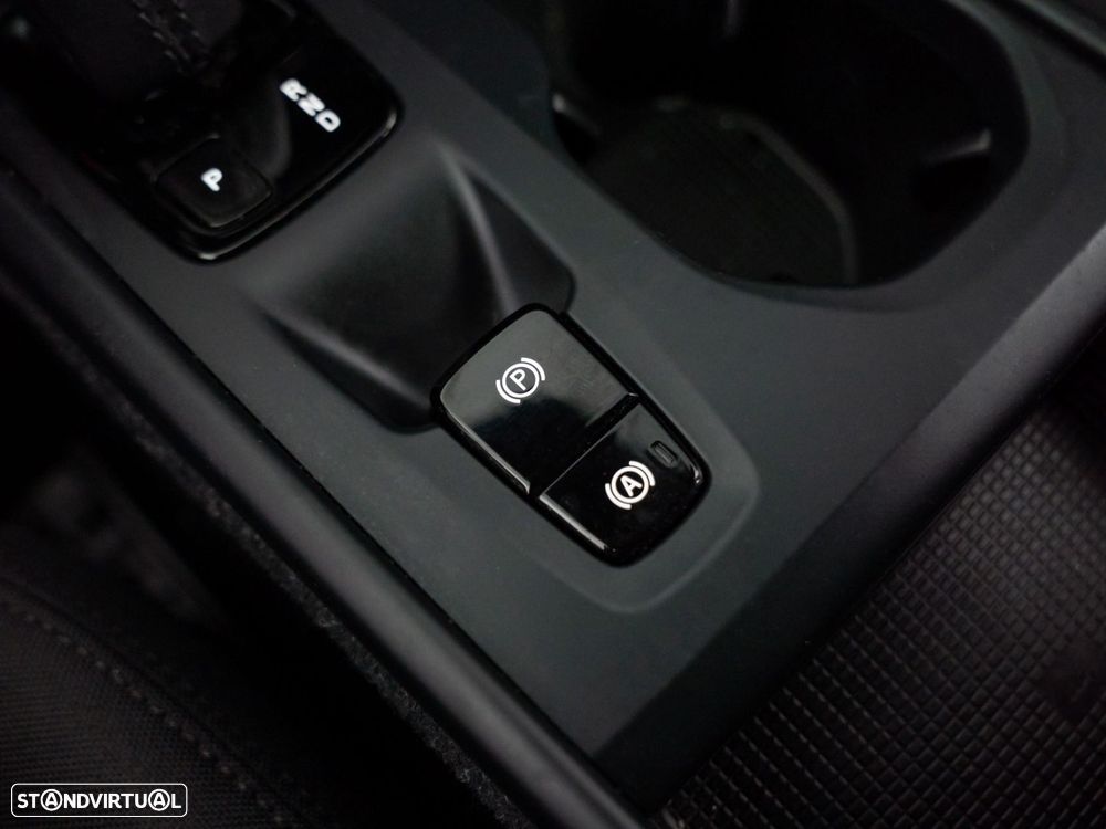 Volvo XC 40 1.5 T5 PHEV Inscription Expression - 28