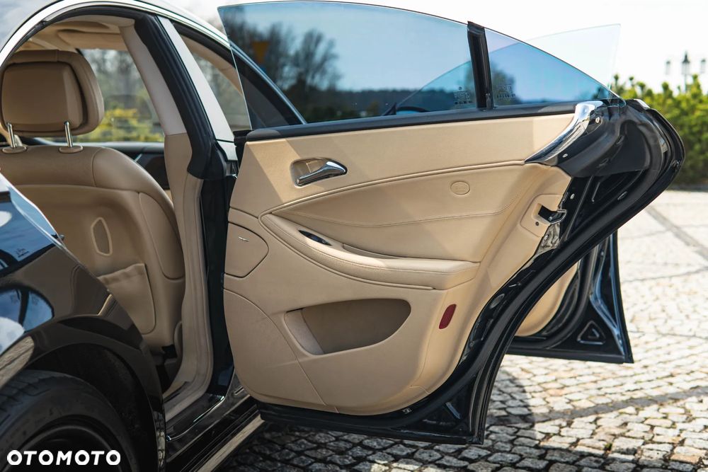 Mercedes-Benz CLS - 28