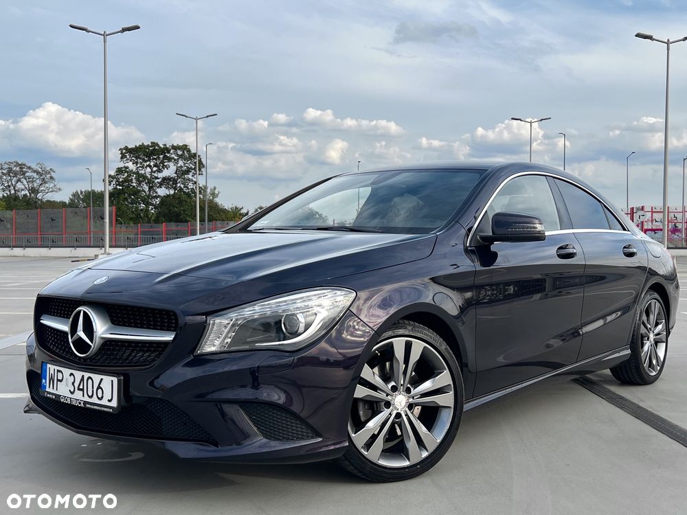 Mercedes-Benz CLA 180 AMG Line - 5