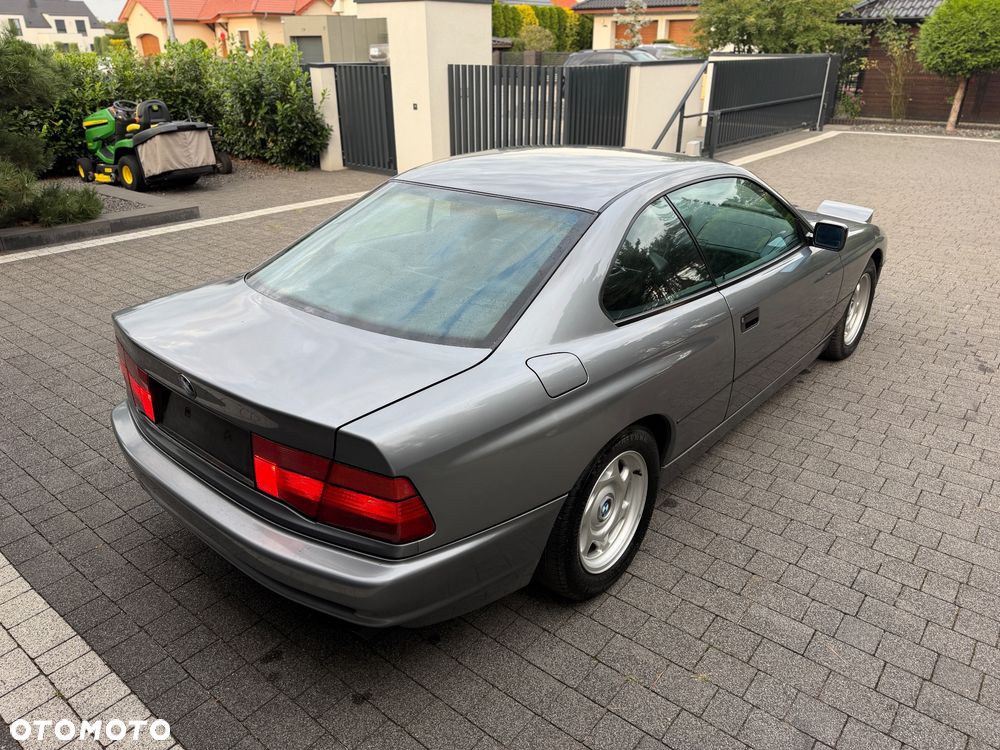 BMW Seria 8 - 13