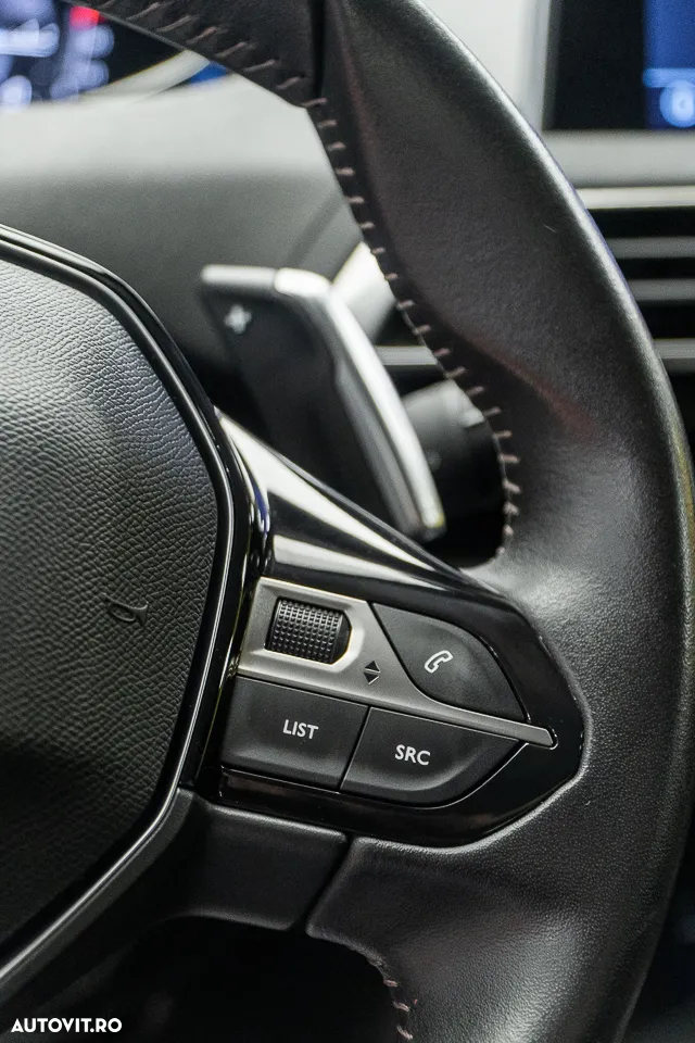 Peugeot 3008 PureTech 130 Stop & Start GPF EAT8 Allure - 28