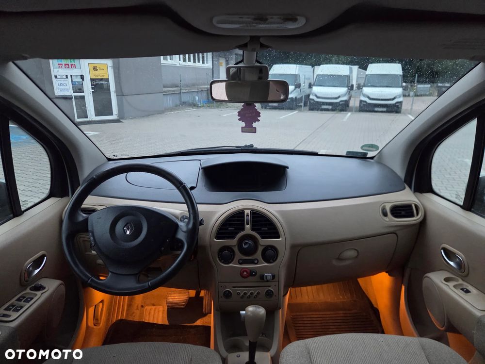 Renault Modus - 14