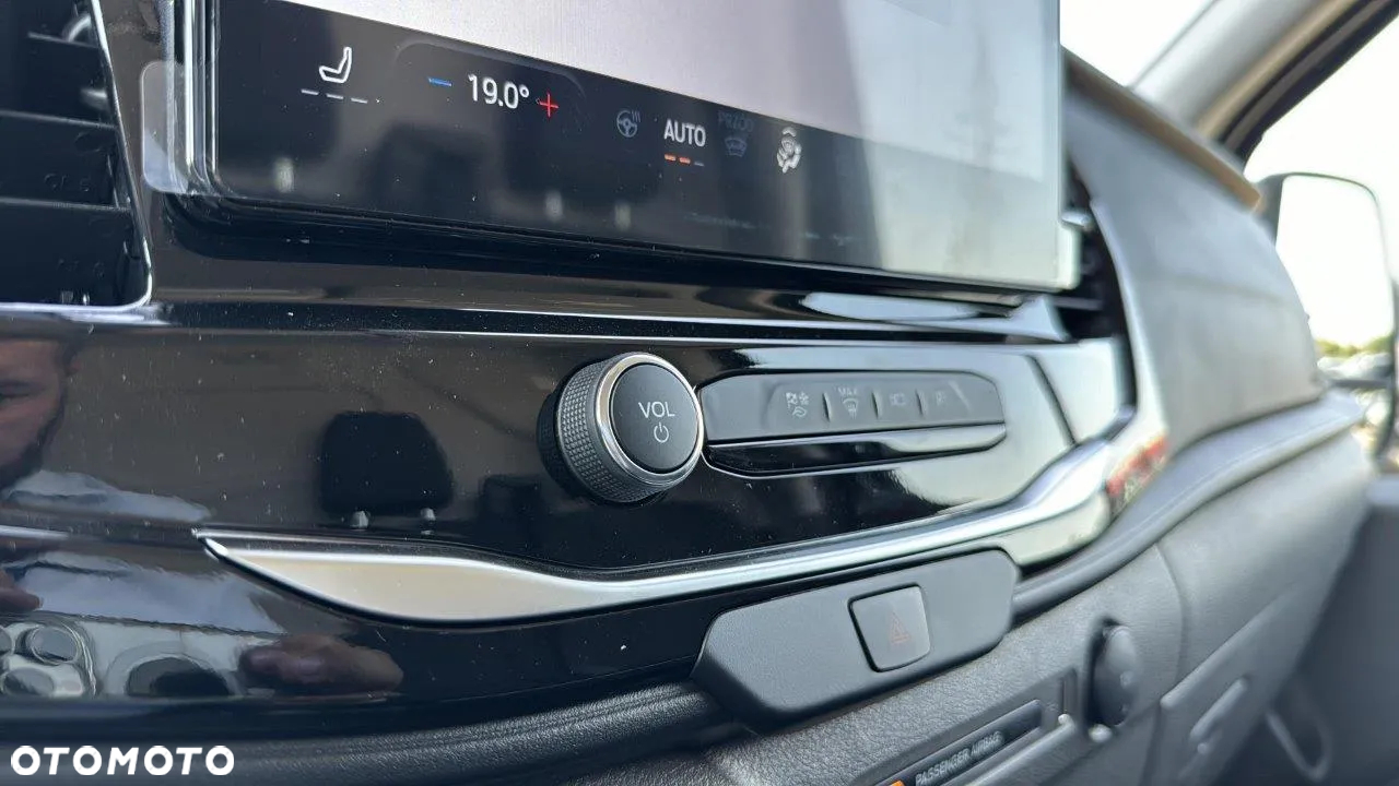 Ford Transit - 20
