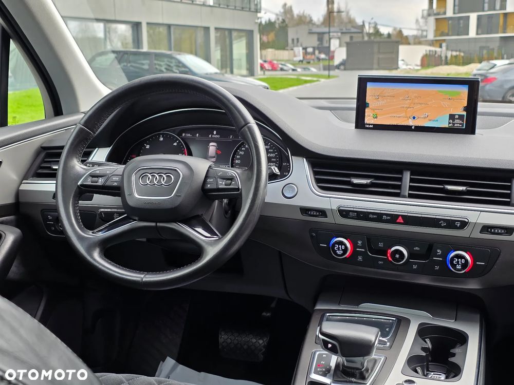 Audi Q7 - 33