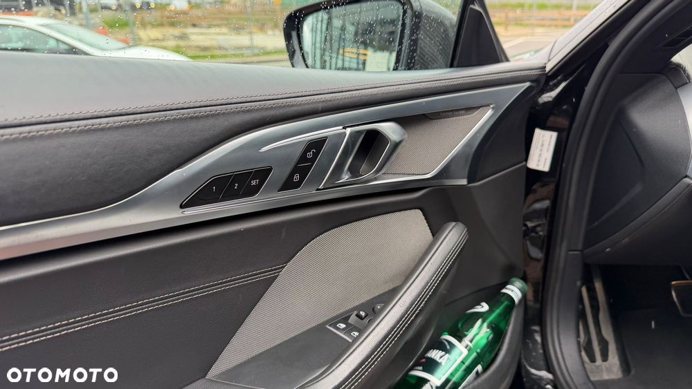 BMW Seria 8 - 11