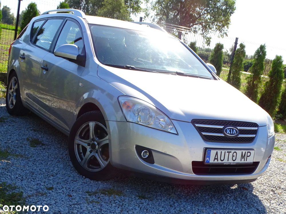 Kia Ceed Cee'd 2.0 crdi Optimum - 26
