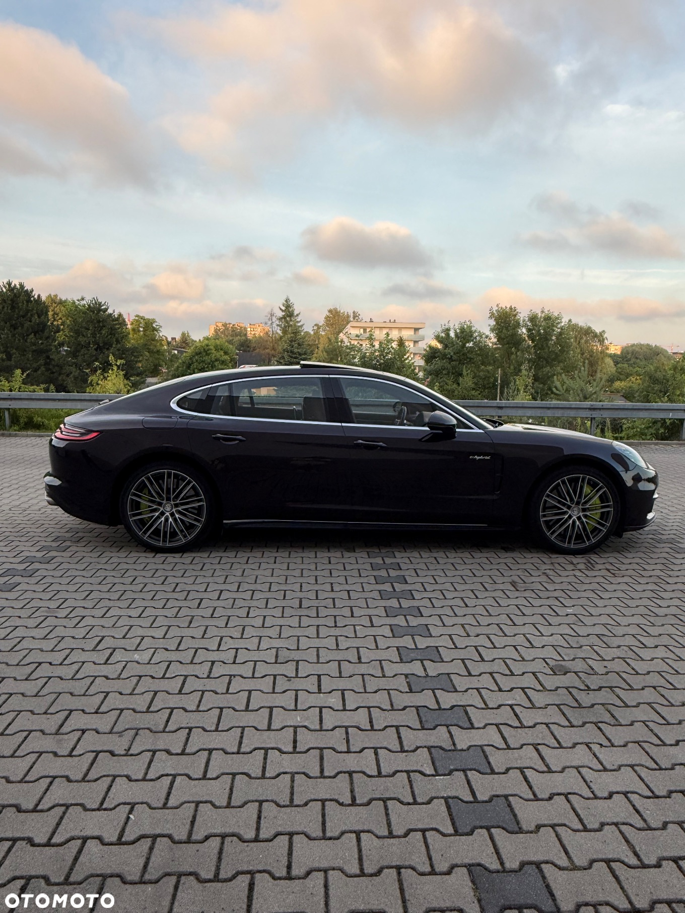 Porsche Panamera 4 E-Hybrid Executive - 2