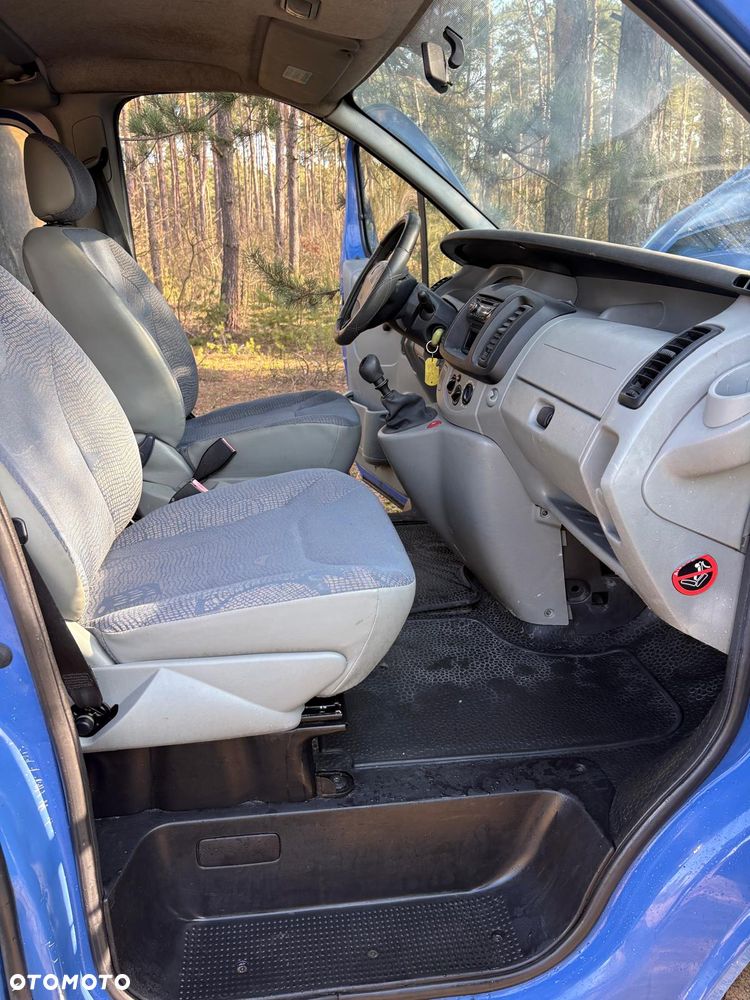 Renault Trafic - 15