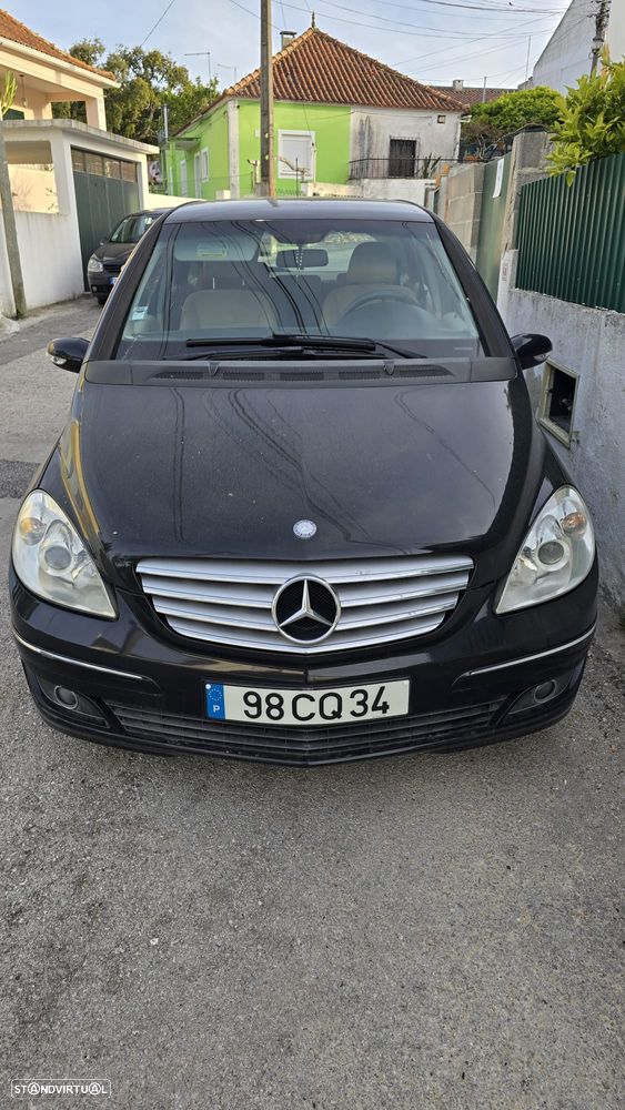 Mercedes-Benz B 200 Standard - 2