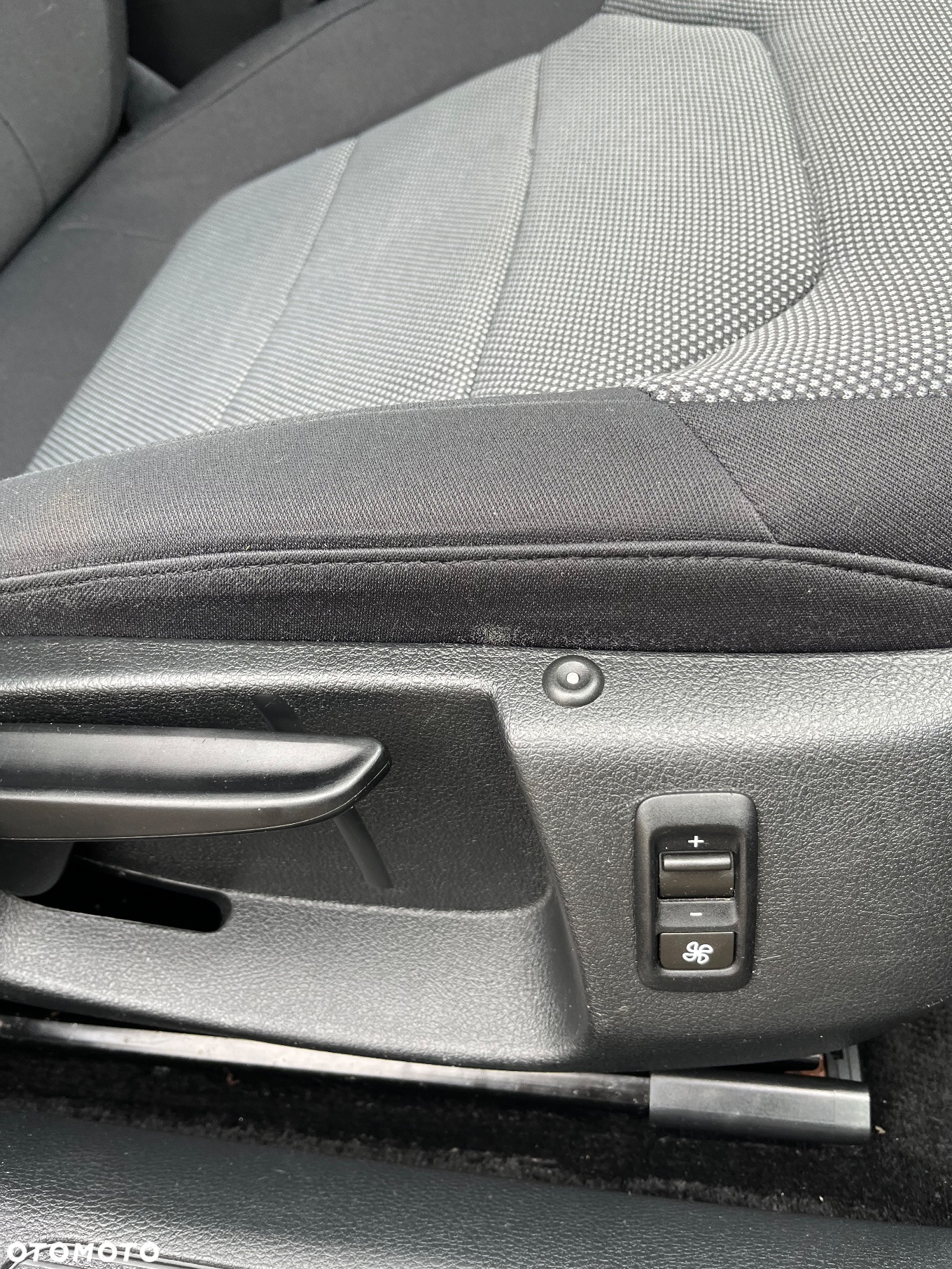 Volkswagen Passat Variant 2.0 TDI DSG BlueMotion Technology Comfortline - 12