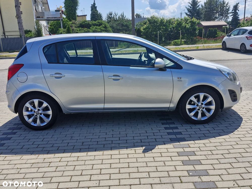 Opel Corsa 1.4 16V Active - 9