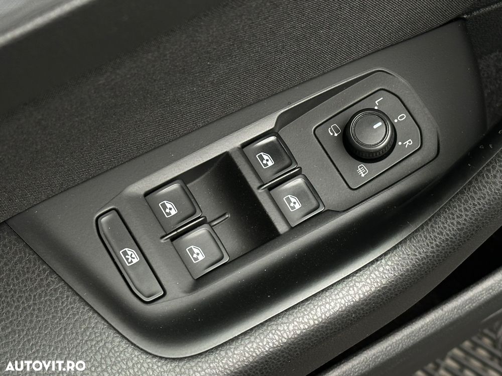 Volkswagen Passat 2.0 TDI SCR DSG Business - 25